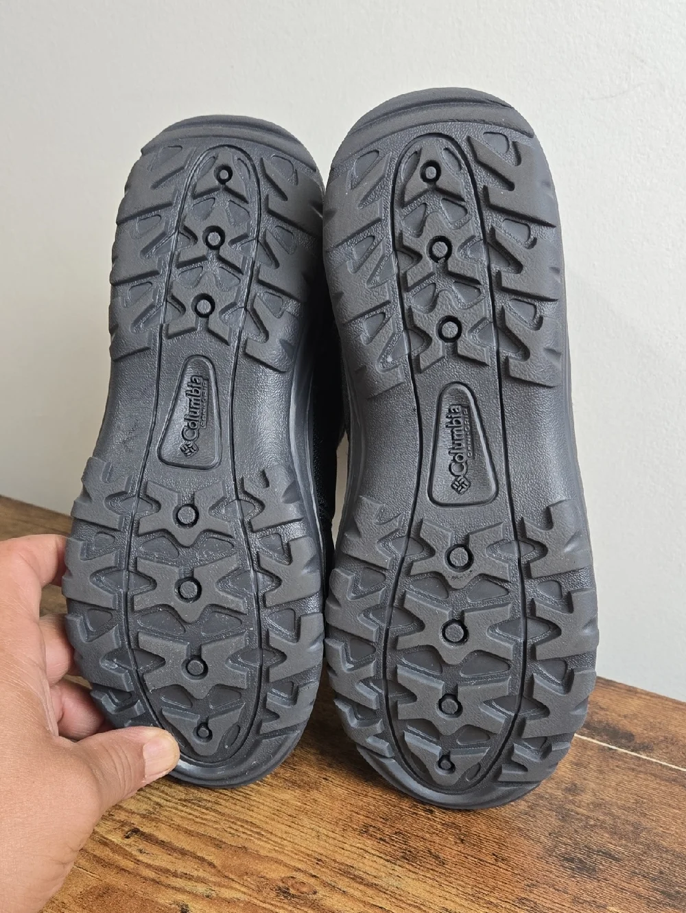 Columbia Big Kids' Fairbanks Omni-Heat Boots in black Sz 5 Winter Snow Coldgear